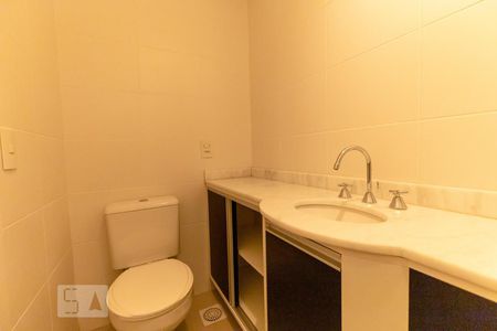 Apartamento para alugar com 61m², 2 quartos e 1 vaga Apartamento para alugar com 61m², 2 quartos e 1 vagaBanheiro