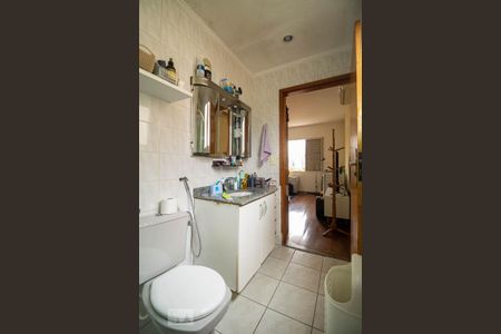 Casa de condomínio à venda com 410m², 4 quartos e 4 vagasBanheiro da Suíte 4