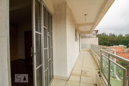 Casa de condomínio à venda com 410m², 4 quartos e 4 vagasVaranda 