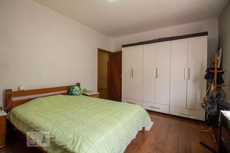 Casa de condomínio à venda com 410m², 4 quartos e 4 vagasSuíte 1