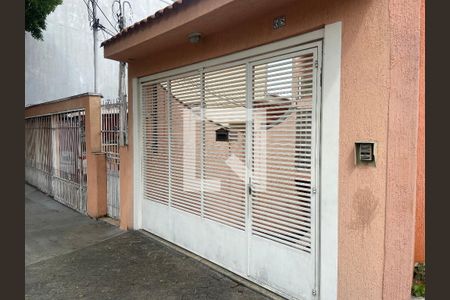 Casa à venda com 320m², 4 quartos e 3 vagasFachada