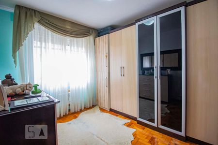Quarto 2 de apartamento à venda com 2 quartos, 100m² em Bela Vista, Porto Alegre