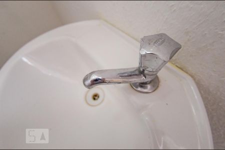 Lavabo de casa de condomínio para alugar com 2 quartos, 55m² em Estrela Dalva, Belo Horizonte
