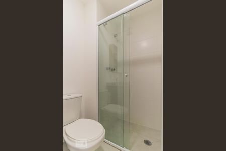 Studio à venda com 30m², 1 quarto e 1 vaga Studio à venda com 30m², 1 quarto e 1 vagaBanheiro - Box de Vidro