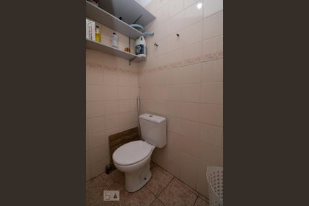 Apartamento à venda com 68m², 2 quartos e sem vagaBanheiro de Serviço