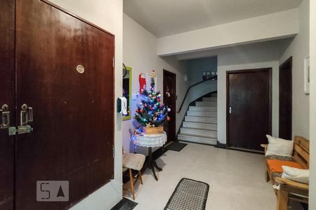 Apartamento para alugar com 105m², 1 quarto e 1 vaga Apartamento para alugar com 105m², 1 quarto e 1 vagaHall de Entrada