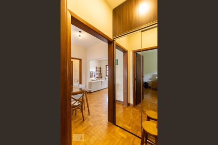 Apartamento para alugar com 105m², 1 quarto e 1 vaga Apartamento para alugar com 105m², 1 quarto e 1 vagaCorredor