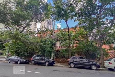 Apartamento para alugar com 105m², 1 quarto e 1 vaga Apartamento para alugar com 105m², 1 quarto e 1 vagaFachada