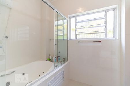 Apartamento para alugar com 105m², 1 quarto e 1 vaga Apartamento para alugar com 105m², 1 quarto e 1 vagaBanheiro da Suíte