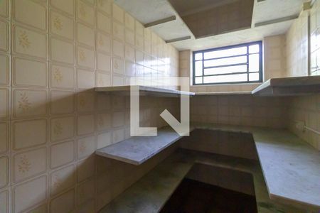 Casa à venda com 500m², 4 quartos e 6 vagas Casa à venda com 500m², 4 quartos e 6 vagasDispensa