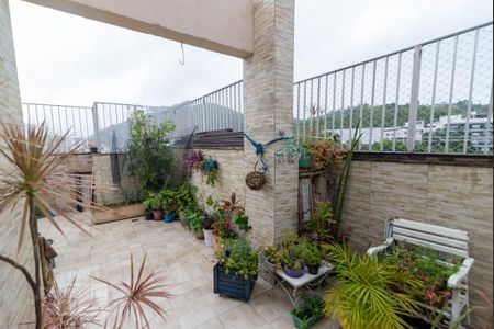 Apartamento à venda com 141m², 3 quartos e 1 vagaTerraço