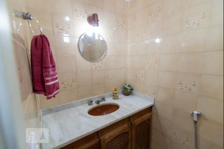 Apartamento à venda com 141m², 3 quartos e 1 vagaBanheiro da Suíte