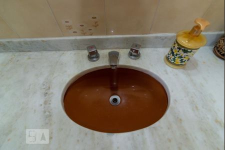 Apartamento à venda com 141m², 3 quartos e 1 vagaBanheiro da Suíte