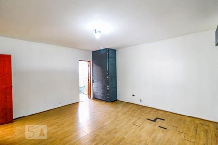 Casa à venda com 270m², 4 quartos e 4 vagasSuíte