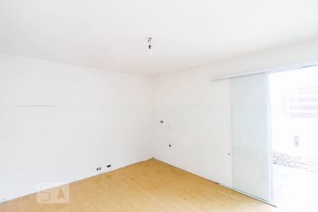 Casa à venda com 270m², 4 quartos e 4 vagasSalão