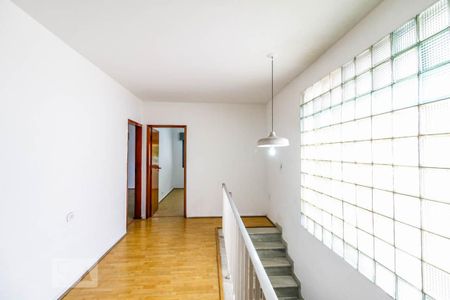 Casa à venda com 270m², 4 quartos e 4 vagasHall quartos