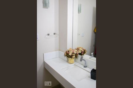 Apartamento para alugar com 375m², 4 quartos e 3 vagasBanheiro Social 1