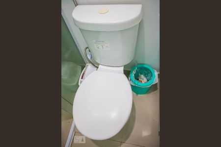 Apartamento para alugar com 375m², 4 quartos e 3 vagasBanheiro de Serviço