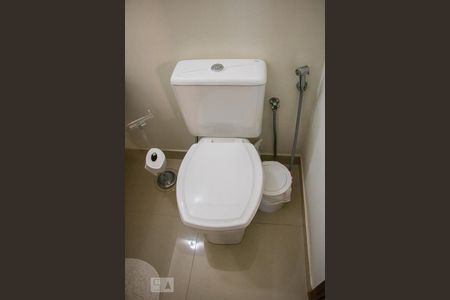 Apartamento para alugar com 375m², 4 quartos e 3 vagasBanheiro Social 1