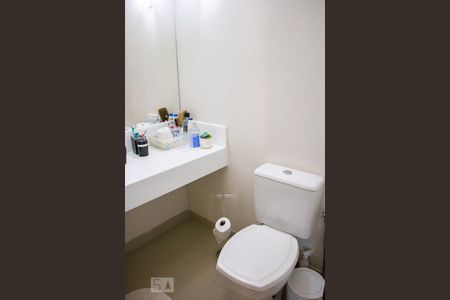 Apartamento para alugar com 375m², 4 quartos e 3 vagasBanheiro Social 1