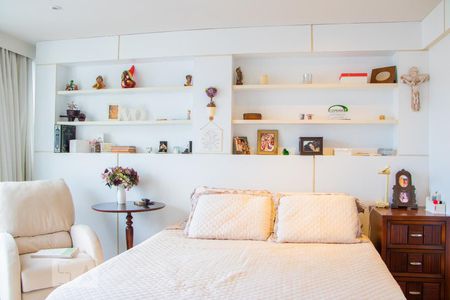 Apartamento para alugar com 375m², 4 quartos e 3 vagasQuarto Suíte 2