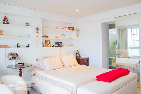 Apartamento para alugar com 375m², 4 quartos e 3 vagasQuarto Suíte 2