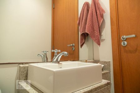 Apartamento à venda com 95m², 2 quartos e 2 vagasLavabo