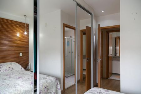 Apartamento à venda com 95m², 2 quartos e 2 vagasSuíte 1