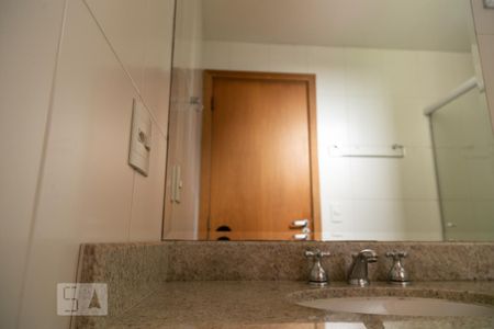 Apartamento à venda com 95m², 2 quartos e 2 vagasBanheiro
