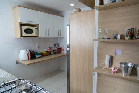 Apartamento à venda com 95m², 2 quartos e 2 vagasCozinha