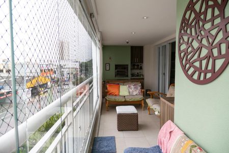 Apartamento à venda com 95m², 2 quartos e 2 vagasVaranda