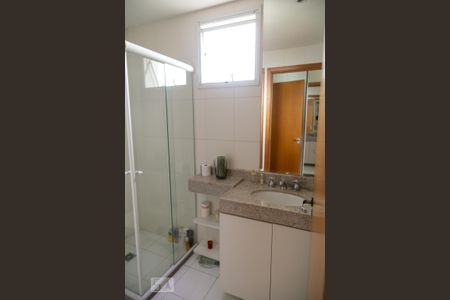 Apartamento à venda com 95m², 2 quartos e 2 vagasBanheiro Suíte 1
