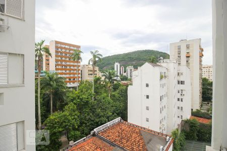 Apartamento à venda com 76m², 2 quartos e sem vaga Apartamento à venda com 76m², 2 quartos e sem vagaVista do Quarto 2