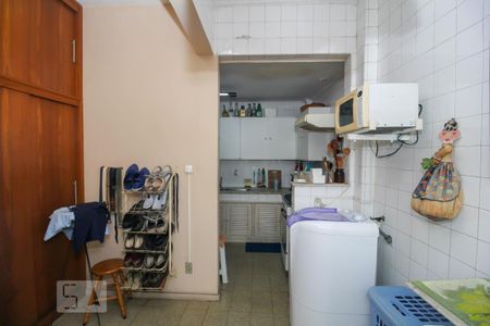 Apartamento à venda com 76m², 2 quartos e sem vaga Apartamento à venda com 76m², 2 quartos e sem vagaÁrea de Serviço