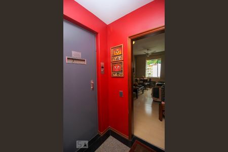 Hall de Entrada de apartamento à venda com 2 quartos, 76m² em Humaitá, Rio de Janeiro