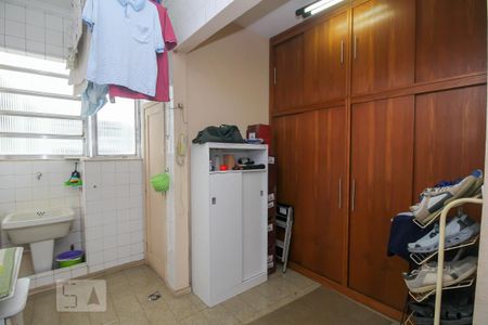 Apartamento à venda com 76m², 2 quartos e sem vaga Apartamento à venda com 76m², 2 quartos e sem vagaÁrea de Serviço