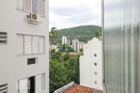 Apartamento à venda com 76m², 2 quartos e sem vaga Apartamento à venda com 76m², 2 quartos e sem vagaVista da Área de Serviço