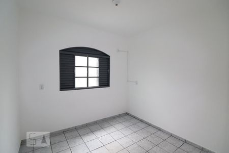 Quarto 2 de casa para alugar com 3 quartos, 130m² em Jardim Balneário Meia Ponte, Goiânia