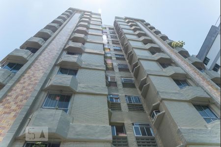 Apartamento à venda com 80m², 2 quartos e 1 vagaFachada