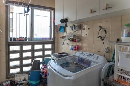 Apartamento à venda com 80m², 2 quartos e 1 vagaÁrea de Serviço