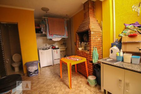 Casa à venda com 151m², 4 quartos e 2 vagaschurrasqueira