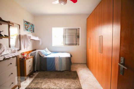 Casa à venda com 151m², 4 quartos e 2 vagasquarto 2