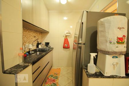 Casa à venda com 151m², 4 quartos e 2 vagascozinha