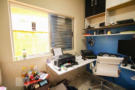 Casa à venda com 151m², 4 quartos e 2 vagasquarto 3