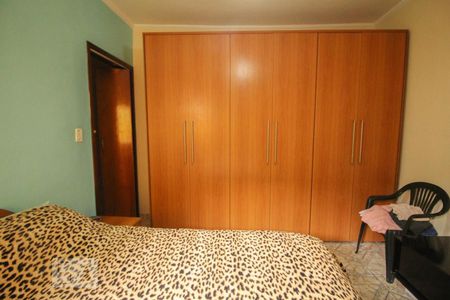 Casa à venda com 151m², 4 quartos e 2 vagasquarto 1