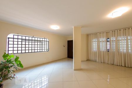 Sala de casa à venda com 4 quartos, 246m² em Vila Melliani, Guarulhos