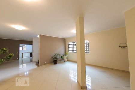 Sala de casa à venda com 4 quartos, 246m² em Vila Melliani, Guarulhos