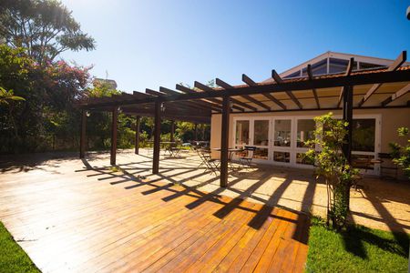 Apartamento à venda com 131m², 3 quartos e 2 vagas Apartamento à venda com 131m², 3 quartos e 2 vagasÁrea comum - Casa de Festa