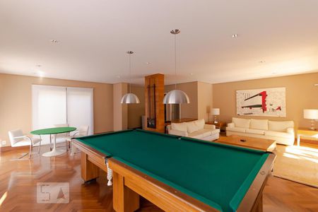 Apartamento à venda com 131m², 3 quartos e 2 vagas Apartamento à venda com 131m², 3 quartos e 2 vagasÁrea comum - Salão de festas