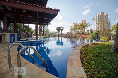 Apartamento à venda com 131m², 3 quartos e 2 vagas Apartamento à venda com 131m², 3 quartos e 2 vagasÁrea comum - Piscina